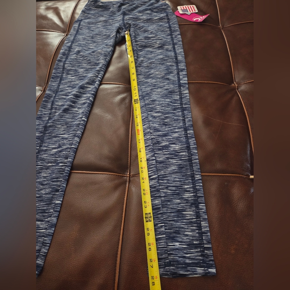 KOS*USA Patterned Leggings Size Small NWT - Picture 8 of 10